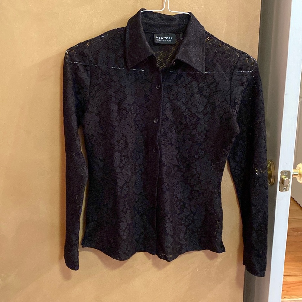 New York and Co lace top